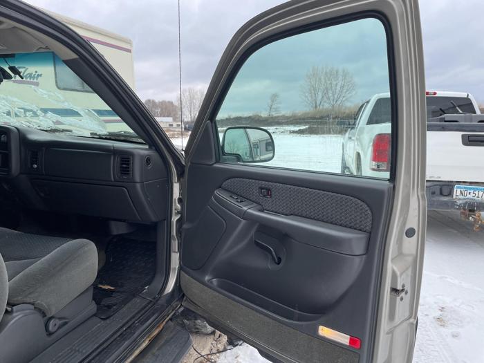 2003 chevrolet avalanche 1500 with 174308 miles for sale near elk-river, minnesota 4c5922f57ff9456a9346d5df4cf78895.jpg