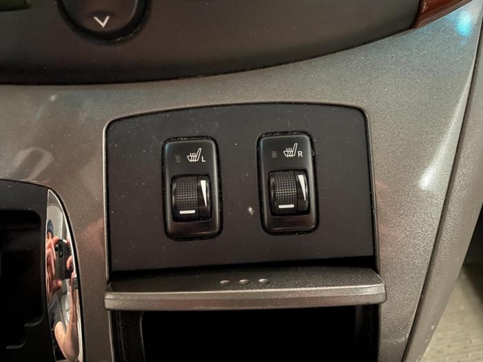 2005 toyota sienna xle with 128463 miles for sale near elk-river, minnesota 4c60fd28eae14e489167aa3b075dc348.jpg