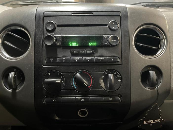 2005 ford f-150 styleside with 169393 miles for sale near elk-river, minnesota 4c96768eac024588b337246242fa9658.jpg