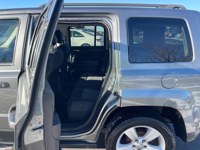 2011 jeep patriot 2wd with 206838 miles for sale near farmington, minnesota 4ccaf7b3ff76470fa5a6143711600657.jpeg