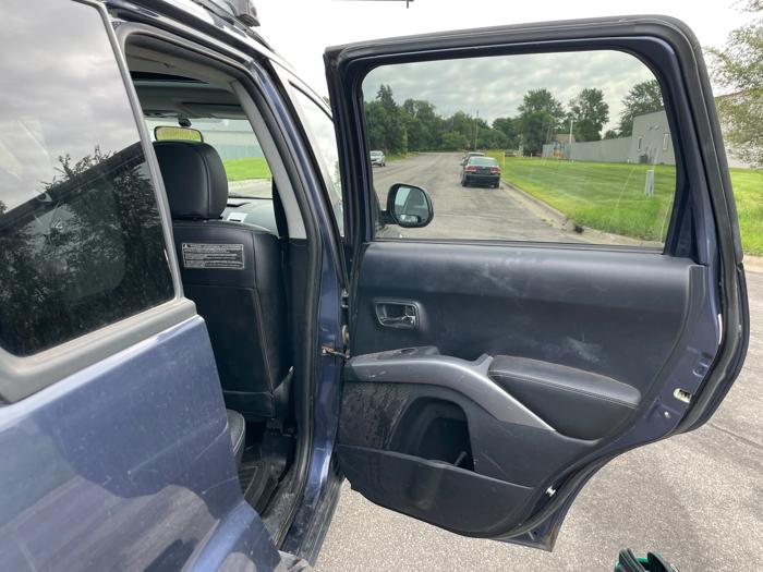 2008 mitsubishi outlander xls-4wd with 222706 miles for sale near elk-river, minnesota 4cd55109c16b4b30b7c531f81233148e.jpeg