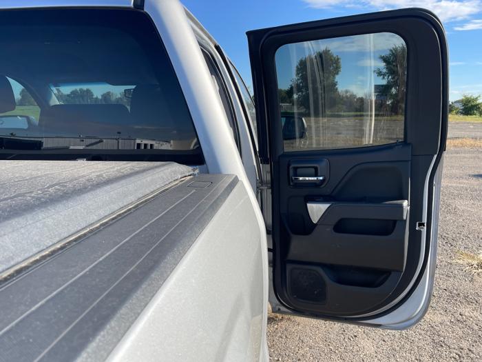2018 chevrolet silverado-1500 lt-double-cab-4wd with 157228 miles for sale near hastings, minnesota 4d01e8d522624df2b88f57041fa9226f.jpeg