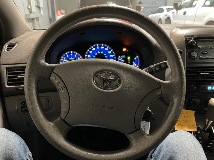 2006 toyota sienna le-7-passenger with 187836 miles for sale near elk-river, minnesota 4d6f09311af149b9b9b1de054e41f55b.jpg