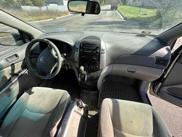 2006 toyota sienna le-7-passenger with 186110 miles for sale near elk-river, minnesota 4d7ff60253c24e7b90af3e557ae7e26b.jpg