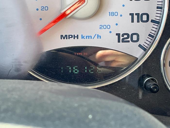 2002 jeep liberty limited with 176126 miles for sale near elk-river, minnesota 4d886ace7d2246b88d4a6ad989aceb4b.jpg