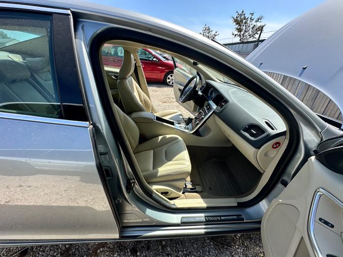 2012 volvo s60 t6-awd with 102795 miles for sale near elk-river, minnesota 4db39b2c5ed24f96aa1fff3da2812d96.jpeg