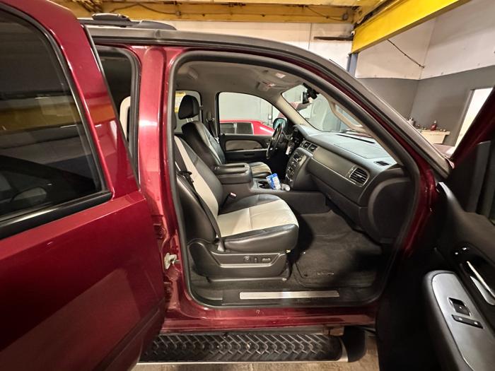 2007 chevrolet suburban lt1-1500-4wd with 322050 miles for sale near elk-river, minnesota 4dea33ecb8bc409fb8aaeb5e774a52ce.jpeg