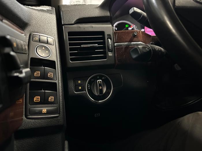 2011 mercedes-benz glk-class glk350-4matic with 132238 miles for sale near elk-river, minnesota 4dfc5c4e32f94444affe39cf1180f806.jpeg