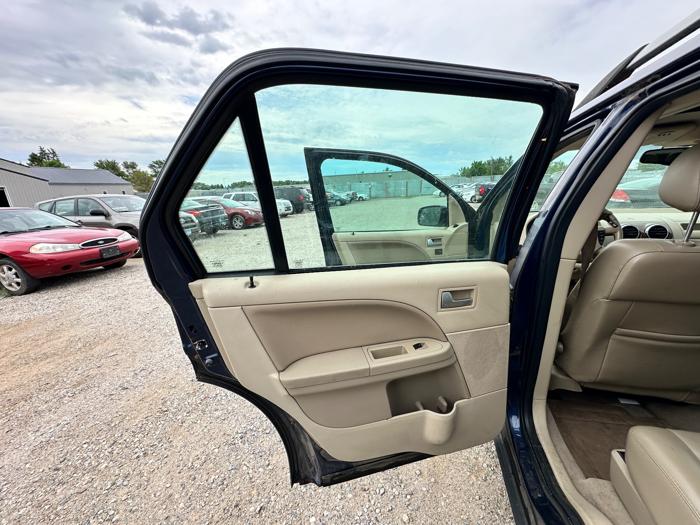 2005 ford freestyle limited-awd with 233628 miles for sale near elk-river, minnesota 4e07a743c46748d19f42a6c2baf66236.jpeg