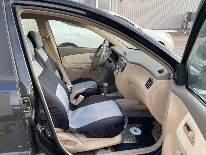 2006 Kia Rio