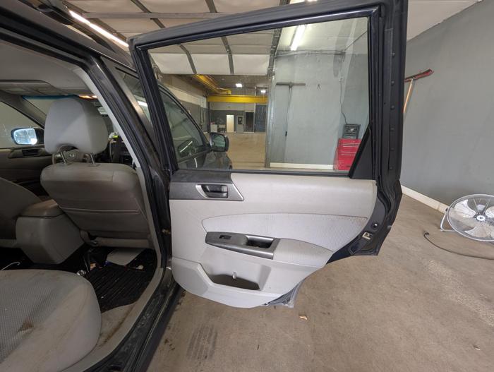 2011 subaru forester 2.5x-touring with 138405 miles for sale near elk-river, minnesota 4e17ae0ac72649a18c5d3a2ee6ee2e77.jpg