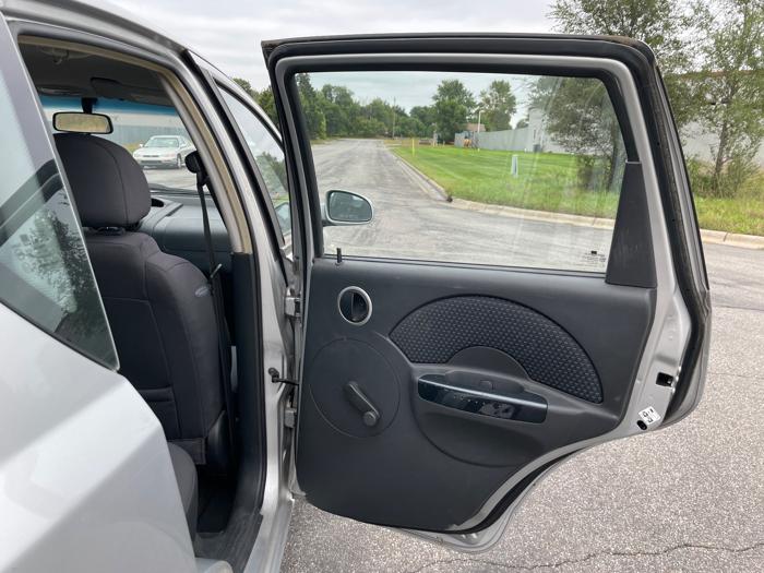 2008 chevrolet aveo5 ls with 58667 miles for sale near elk-river, minnesota 4e187740339549bd8f6856c905558979.jpeg