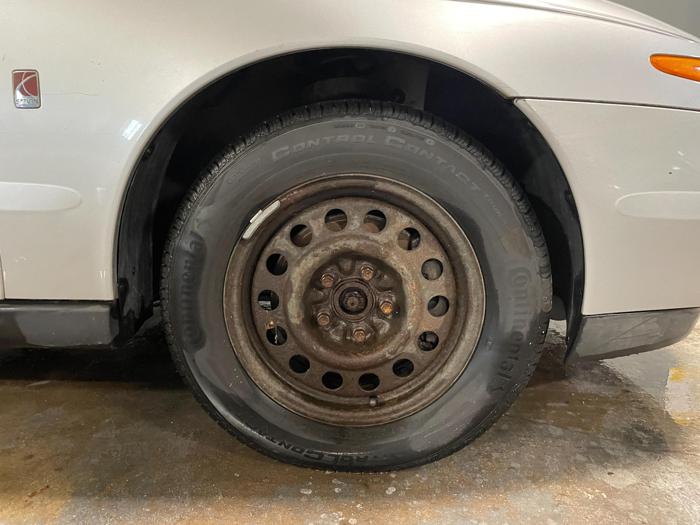 2002 Saturn LW