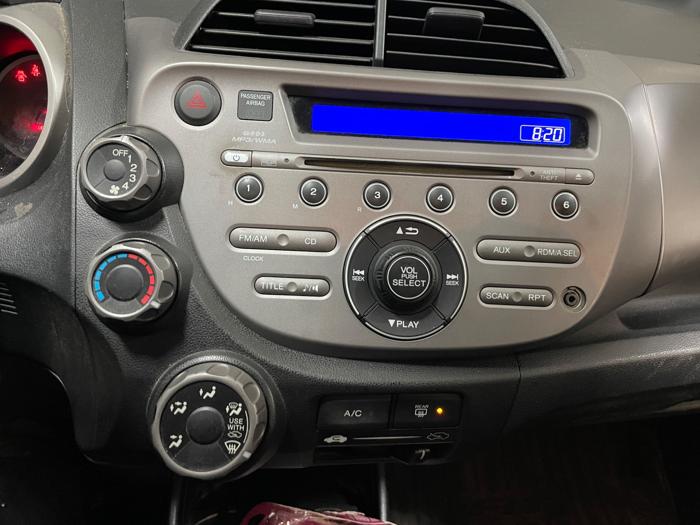 2009 honda fit sport-5-speed-mt with 120291 miles for sale near elk-river, minnesota 4e256f1447fa400395c56ae14d16d6cc.jpeg