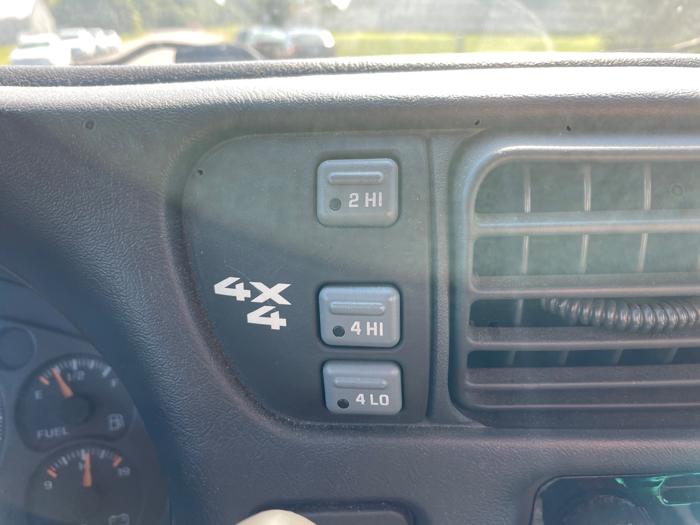 2004 chevrolet s-10 crew-cab-4wd-ls with 188749 miles for sale near elk-river, minnesota 4e33ee316b9a46d6b2e9dfaf3d9c7e71.jpeg