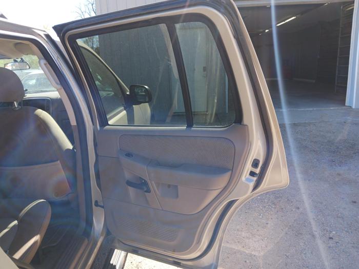 2005 ford explorer xlt-4.0l-4wd with 155824 miles for sale near elk-river, minnesota 4e4f9b33469f4334a73c8351960ac958.jpg