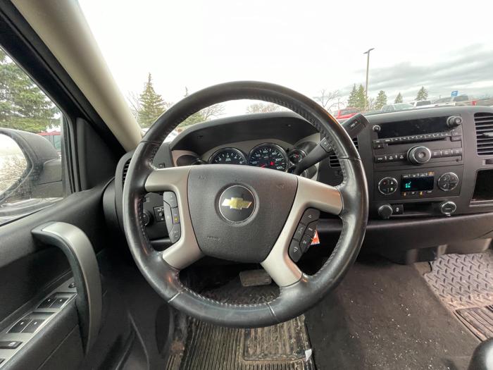2013 chevrolet silverado-1500 lt-crew-cab-4wd with 174931 miles for sale near fridley, minnesota 4e5289060026435d8b82faf378683568.jpeg