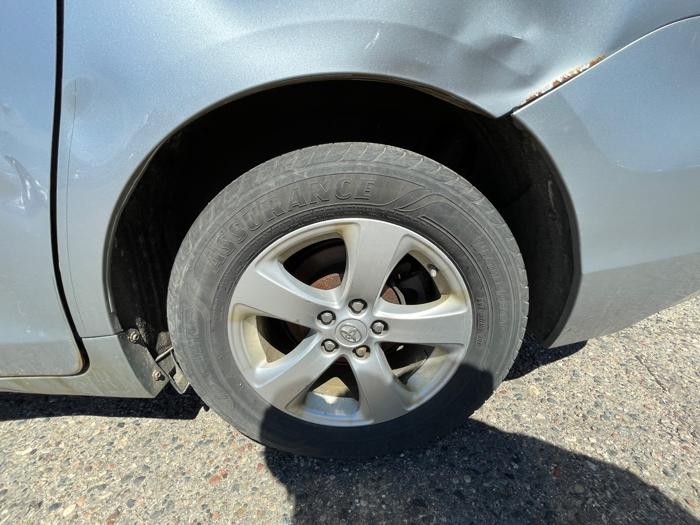 2013 toyota sienna le-fwd-8-passenger-v6 with 309236 miles for sale near brainerd, minnesota 4e5d04e71242426090a198f33818a29b.jpeg