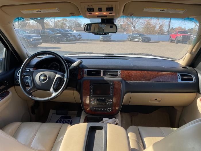 2007 chevrolet suburban lt1-1500-4wd with 255688 miles for sale near fridley, minnesota 4e66340113b6493684f3efc3767f27d4.jpeg