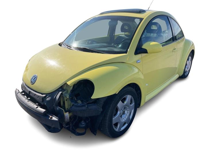 2001 volkswagen new-beetle glx with 161515 miles for sale near elk-river, minnesota 4ea35647d2ef4ceea26664e48e8ed67b.jpg