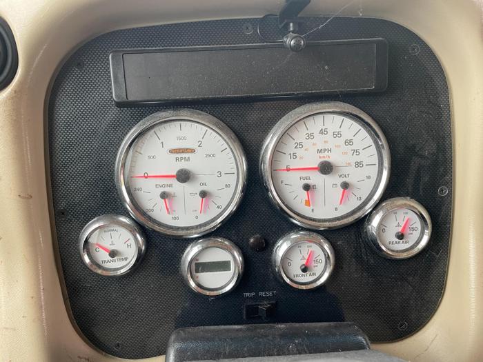 2006 freightliner x-line-motorhome - with 27483 miles for sale near elk-river, minnesota 4eaa195d9bde4f35a4d279037799c0e2.jpg