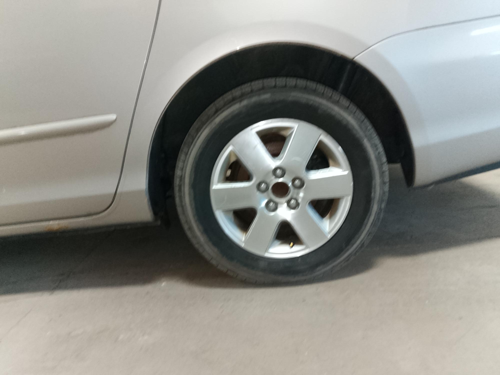 2005 toyota sienna with 153699 miles for sale near elk-river, minnesota 4ead684fa1334a86ad1880b8034b43fb.jpg