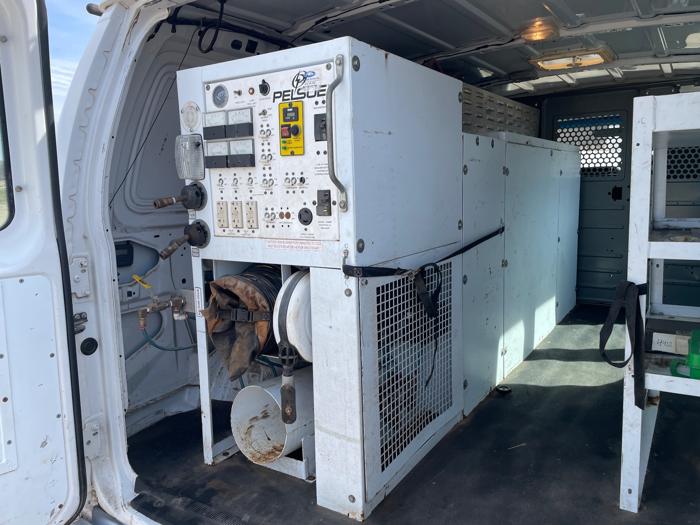 2013 ford econoline e-250 with 173163 miles for sale near jordan, minnesota 4eb9380dd5f641f684bcc6f7d5d06631.jpeg