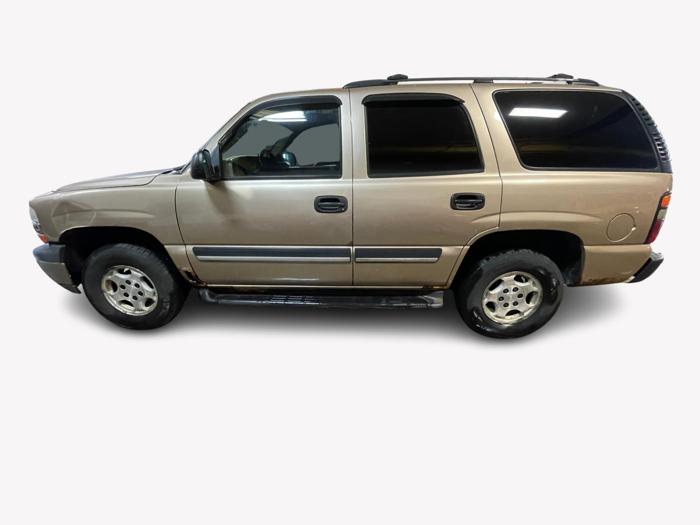 2005 chevrolet tahoe ls with 244104 miles for sale near elk-river, minnesota 4ee0e0933aaf42449af30eee18a0704c.jpg