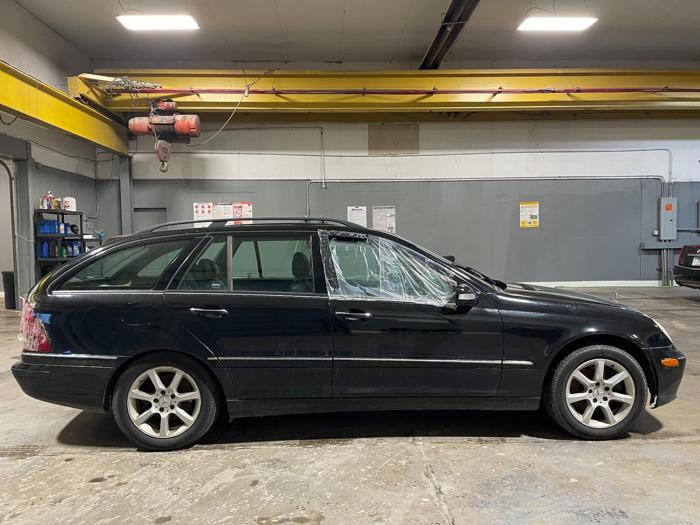 2005 mercedes-benz c-class 4-matic with 126438 miles for sale near elk-river, minnesota 4efaf237aecd4dce8e439429478430e7.jpg