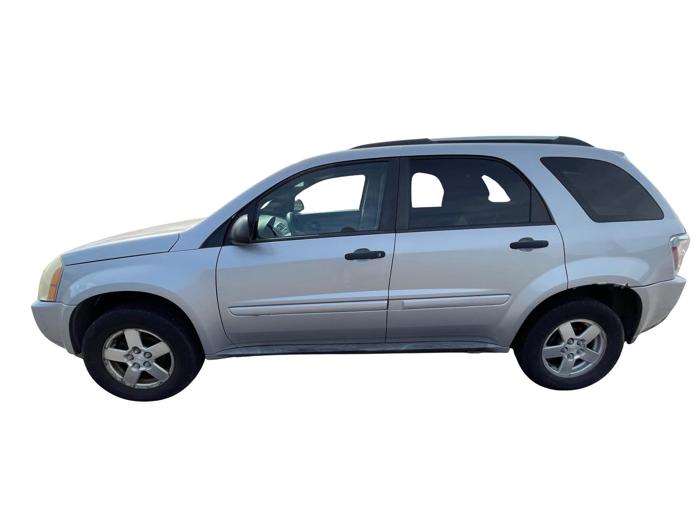 2005 chevrolet equinox ls-awd with 129255 miles for sale near elk-river, minnesota 4f09e549cdc4420f92df0337223817a7.jpg