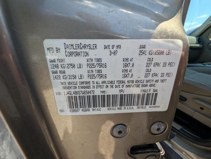2007 jeep liberty sport-4wd with 128939 miles for sale near elk-river, minnesota 4f17bcaac48d4b0da516160ee2404191.jpg