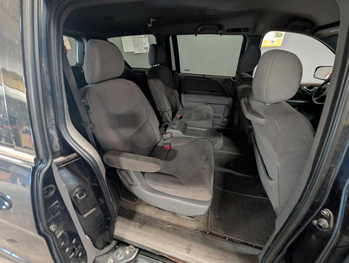 2009 honda odyssey ex with 138430 miles for sale near elk-river, minnesota 4f1b89ba80e6416cbf21b64bb8e5f855.jpg