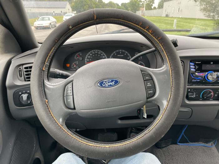 2003 ford f-150 xl-supercab-4wd with 165733 miles for sale near elk-river, minnesota 4f40c9503f5f49b6884c5bf7c18f3965.jpeg