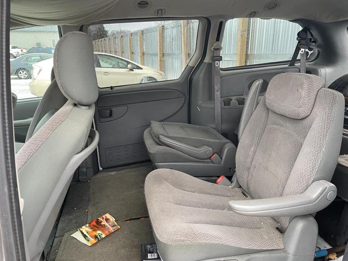 2007 chrysler town-and-country base-lx with 190974 miles for sale near elk-river, minnesota 4f4b4ce450624176b9910d9f0143c77f.jpg