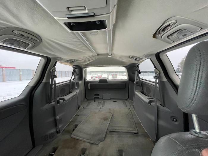 2007 dodge grand-caravan sxt with 293211 miles for sale near elk-river, minnesota 4f51e049988a440ca1b7603e989c4e5e.jpeg