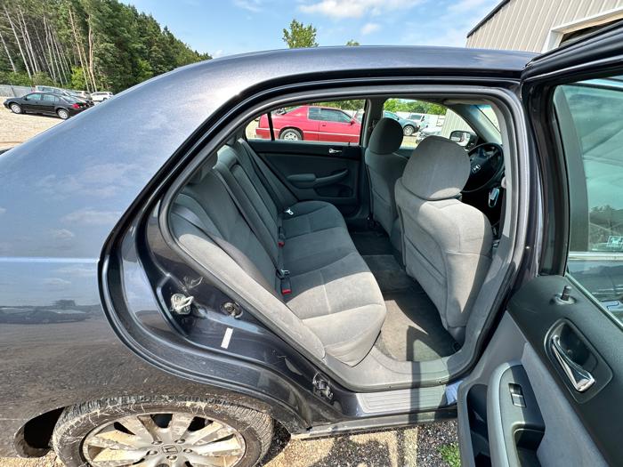 2007 honda accord se-v-6-sedan-at with 175482 miles for sale near elk-river, minnesota 4f58b60088cd4633b0c2746e7cf52977.jpeg