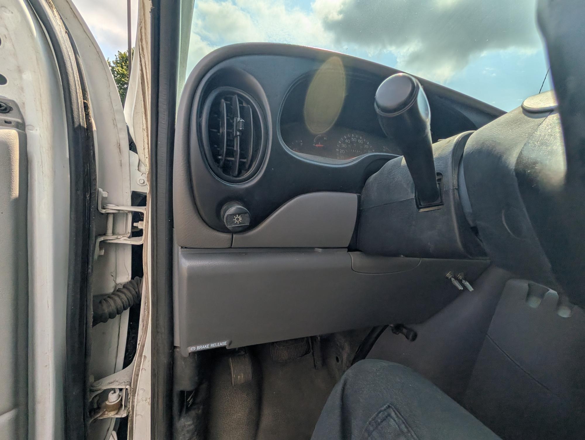 2000 ford econoline e350-super-duty with 131485 miles for sale near ramsey, minnesota 4f5c09acc48346639f5f3ce251e202a9.jpg