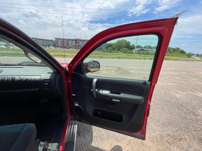 2008 chevrolet silverado-1500 work-truck-ext.-cab-std.-box-4wd with 178888 miles for sale near elk-river, minnesota 4f69fb153fae405f9006bc71a902ca48.jpeg