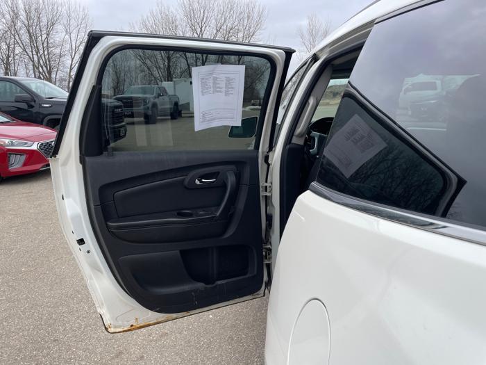 2012 chevrolet traverse lt with 200167 miles for sale near alexandria, minnesota 4f6f0ed2d44841e396a82e987af08334.jpeg