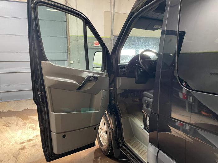 2016 mercedes-benz sprinter 2500 with 149307 miles for sale near elk-river, minnesota 4f705b8bff334f1aa9e00677601207b5.jpg