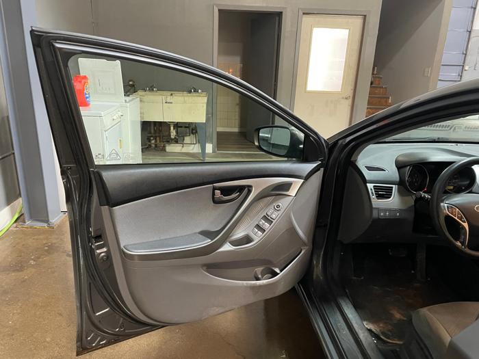 2012 hyundai elantra with 150687 miles for sale near elk-river, minnesota 4f912d1dab0842d5993ad1fbe066f102.jpg