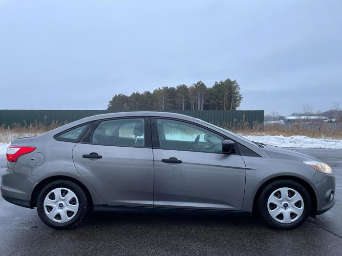 2014 ford focus s with 160780 miles for sale near elk-river, minnesota 4fdb700407374705ae21bbc9f2b83829.jpg