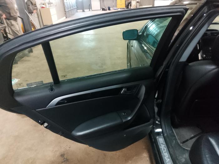 2005 acura tl 5-speed-at with 213380 miles for sale near elk-river, minnesota 4fdda277755144e884313ed06cd5bd59.jpg