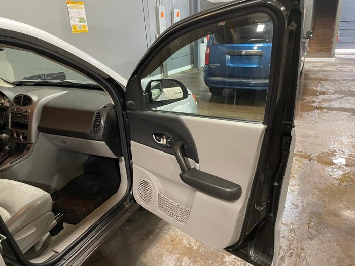 2004 saturn vue with 137541 miles for sale near elk-river, minnesota 4fdfb251ca784308a43985571c48340d.jpg