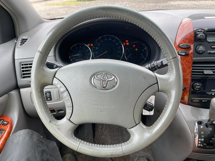 2006 Toyota Sienna