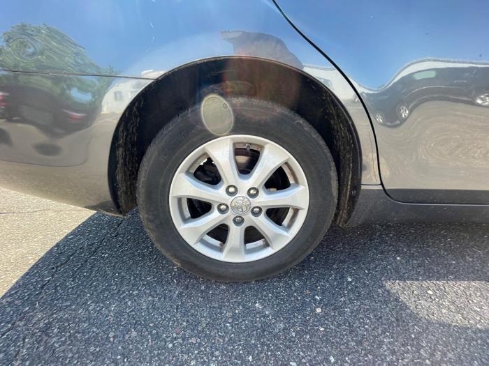 2011 toyota camry base-6-spd-at with 264570 miles for sale near shakopee, minnesota 4febc8b1f7cf4075906079f8fd44c778.jpeg