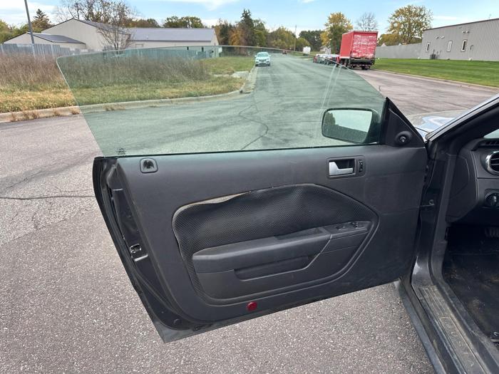 2008 ford mustang v6-premium-convertible with 166125 miles for sale near elk-river, minnesota 4ffd3bf8e66c4dc2a9822eaa69378022.jpg