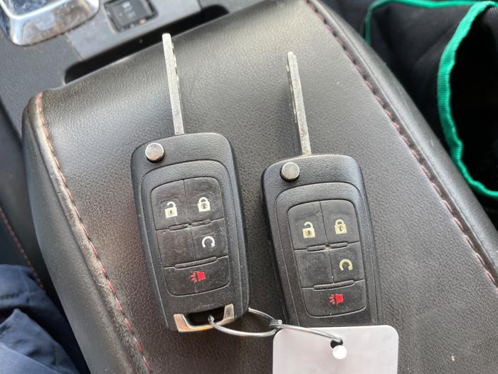 2012 chevrolet equinox 2lt-2wd with 146979 miles for sale near elk-river, minnesota 5014fe8cc9274f51ad60bda4b8833f04.jpg