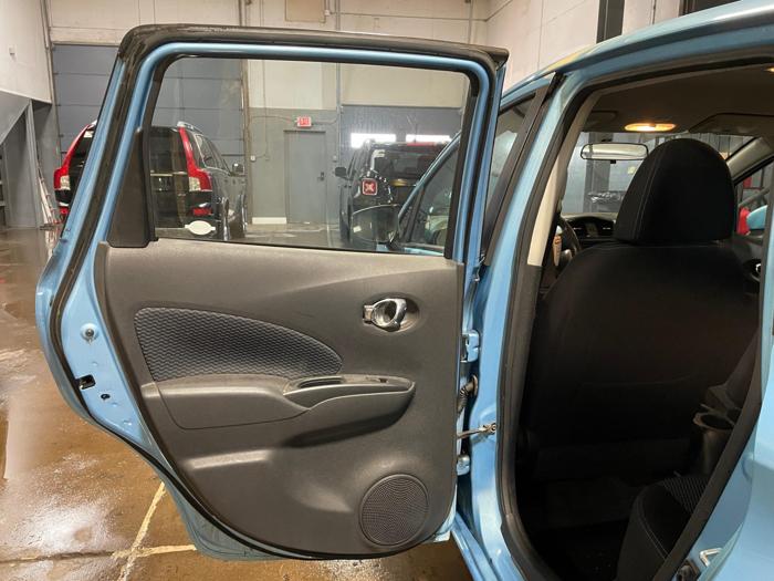 2015 nissan versa-note sv with 161914 miles for sale near elk-river, minnesota 50272040b5874967815f176a94e8cc5e.jpg