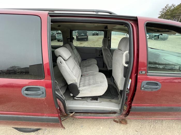 2003 chevrolet venture extended with 146369 miles for sale near elk-river, minnesota 503b3bf7241e45db8744987b89c7df15.jpeg